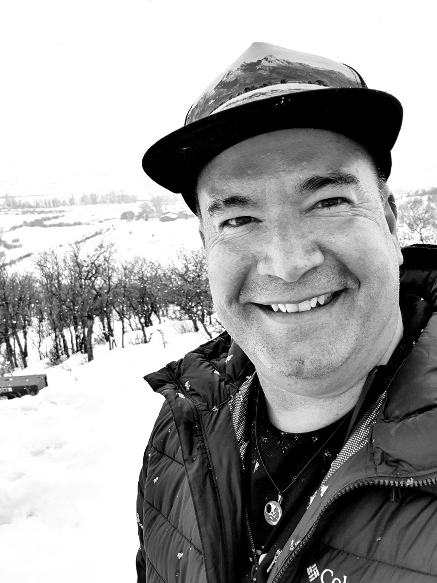 Rob2563's tweet photo. Back before #Coronavirus was a thing!
#Robstar #RobstarInUS #Snow #winter #Colorado #snowboarding #coloradosprings #aspen #breckenridge #steamboat https://t.co/4AagLcvSRo