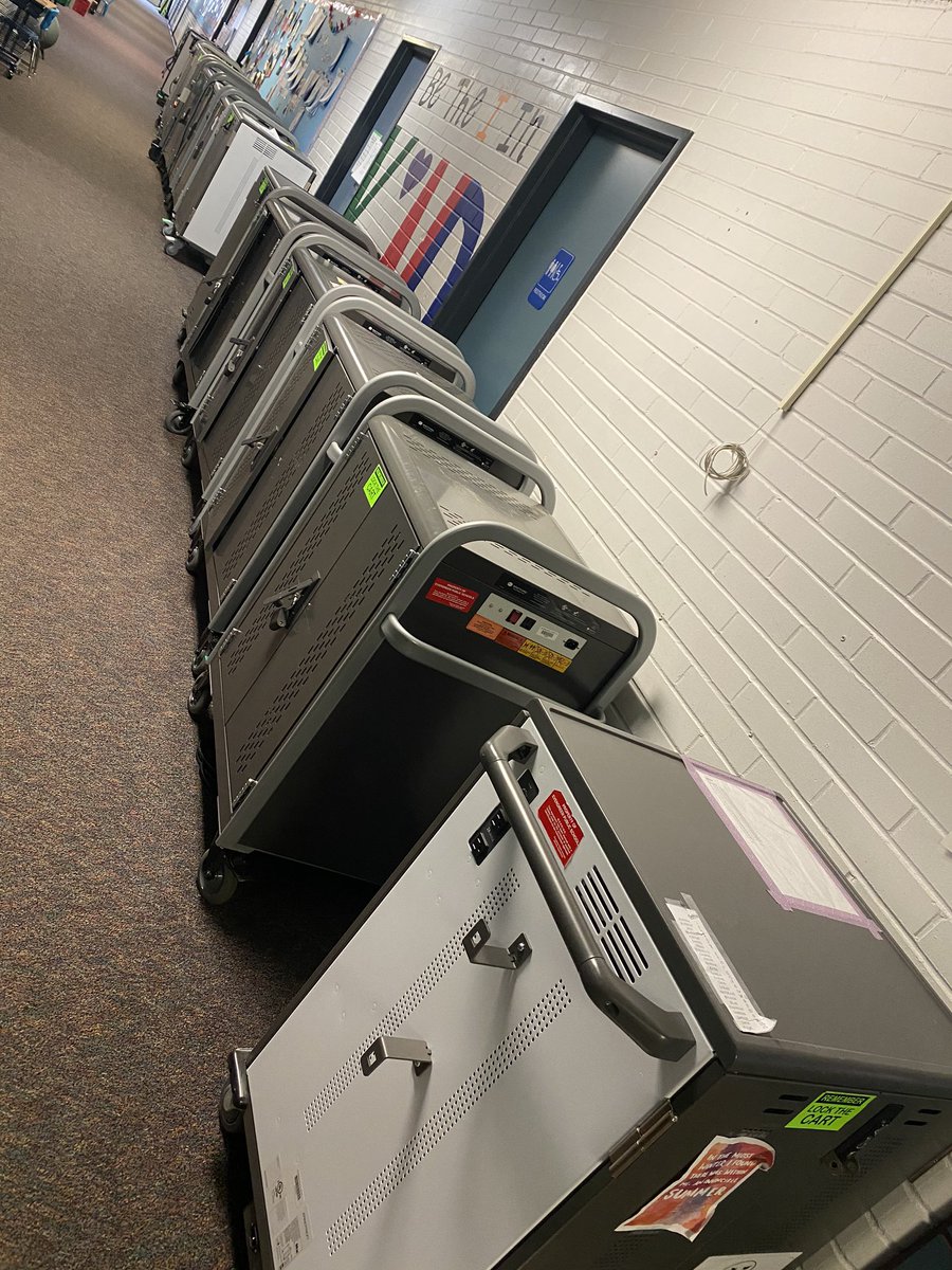 angie_mitch24's tweet photo. 16 empty chrome book carts... Letโs Go Superstars! #epspride #siftonsuperstars https://t.co/Acfwd8WB4M