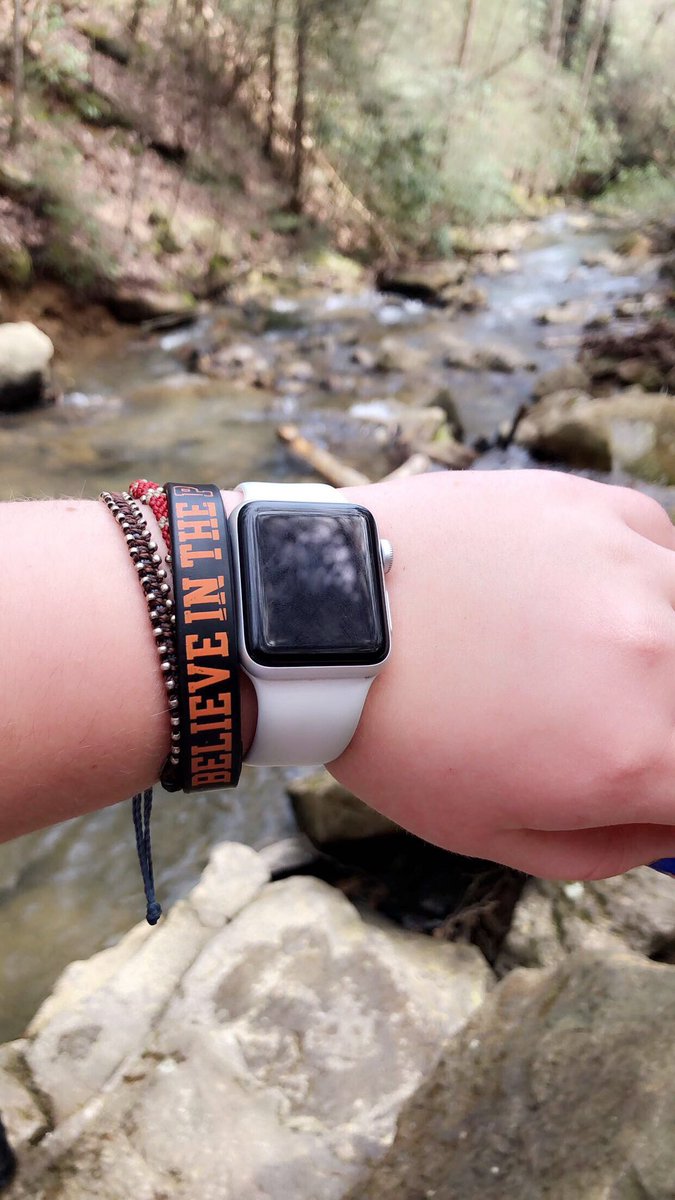 alexissnowgomez's tweet photo. it’s spirit friday! i spent the day hiking with my family and i wore my powell high school dance team tank top and my “believe in the P” bracelet. i miss school a lot #PHSVirtualSW @PowellHSRen https://t.co/JHG3W9pfbM
