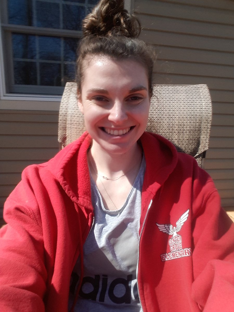 Rocking our CG red &amp; white for spirit day!! 🦅 <a href="/CenterGroveES/">Center Grove</a>