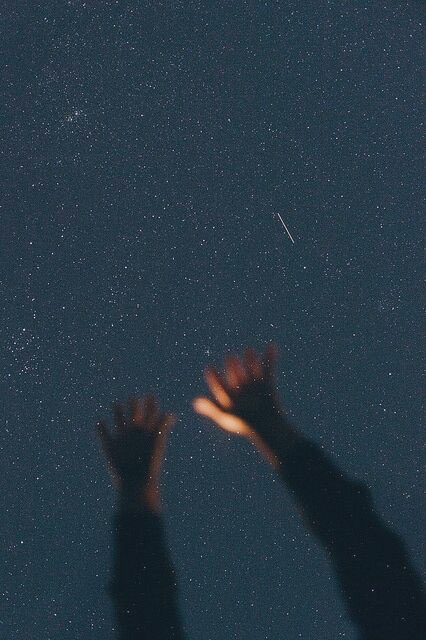 haiIeescomet's tweet photo. 𝙮𝙤𝙪’𝙧𝙚 𝙩𝙝𝙚 𝙤𝙣𝙡𝙮 𝙩𝙝𝙞𝙣𝙜
𝙩𝙝𝙖𝙩 𝙞 𝙩𝙝𝙞𝙣𝙠 𝙞 𝙜𝙤𝙩 𝙧𝙞𝙜𝙝𝙩
#CALMVISUALS #CALMOUTNOW https://t.co/0b6IcAqj1g