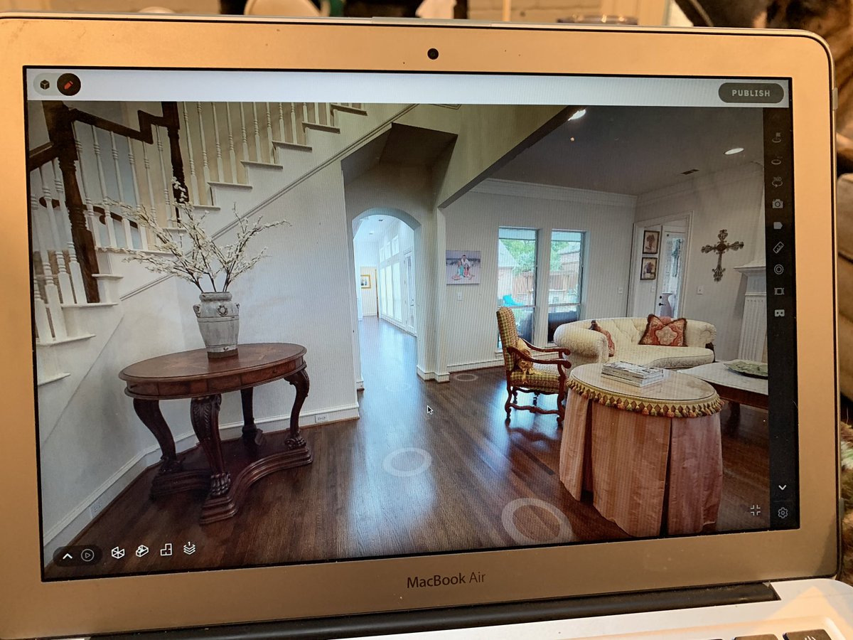dhs3601's tweet image. Editing the @matterport walkthrough &amp;amp; getting photos ready for a listing in Plano! #dhs360 #dh360 #digitalhome360 #hdr #matterport #planorealestate #planotx #planodesign #dhome #dallasdesign