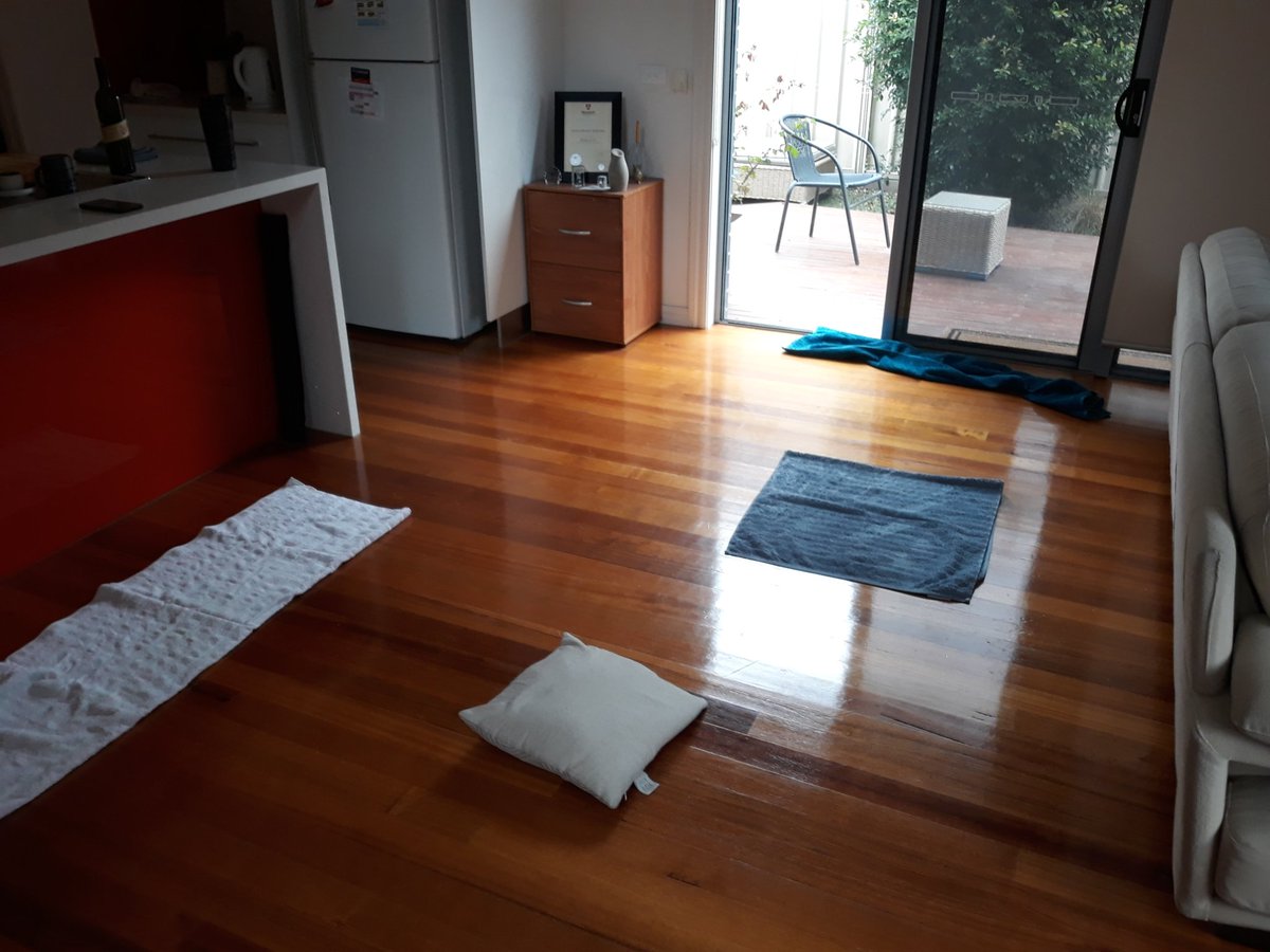 Home office set up ✔
Home gym set up ✔
Good bye world! I'm ready to self isolate #StayHomeSaveLives