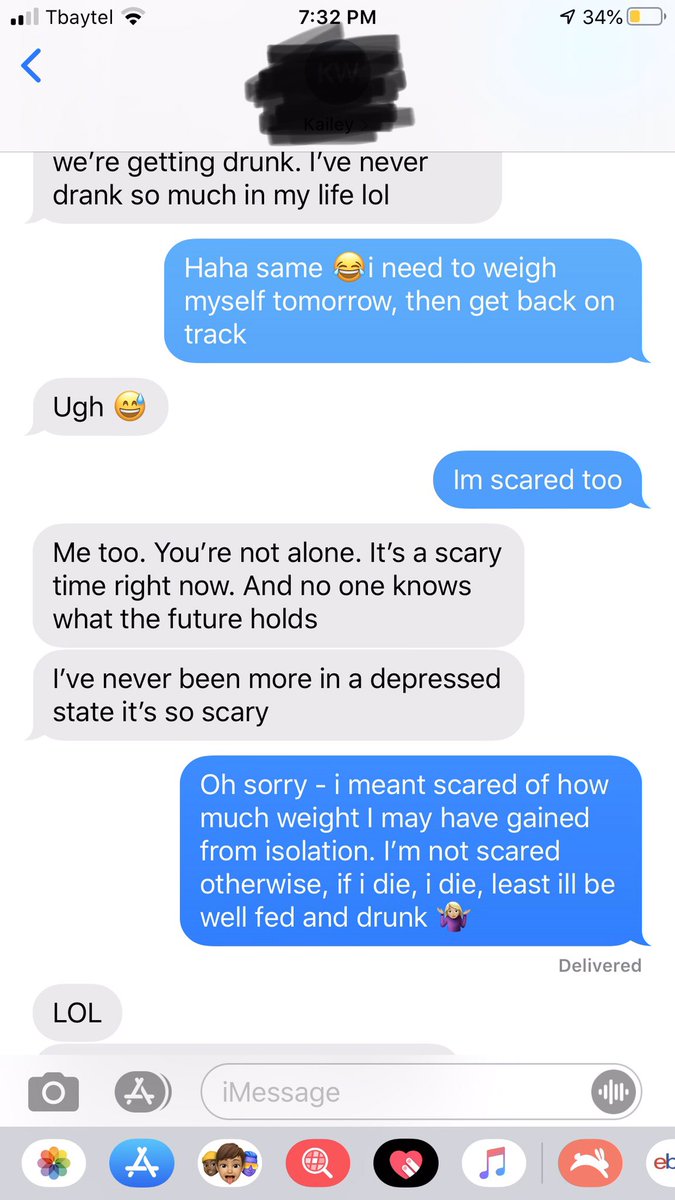 teginlee's tweet image. i’m scared 🍔🍟🍕#CoronaLockdown #Quarantine #stayathomeandeateverything #everyhourishappyhour