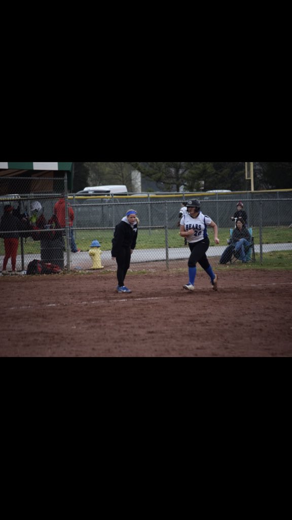 Lake Zurich Softball tweet media