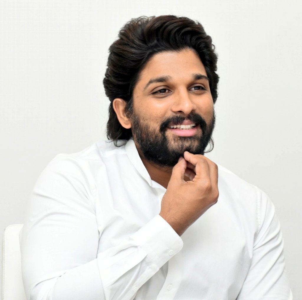 Allu Arjun looks uber cool in these latest stills and his messy curly hair  can't be missed | Telugu Movie News - Times of India