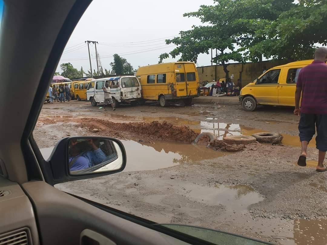 Dear Gov <a href="/jidesanwoolu/">Babajide Sanwo-Olu</a>

This is a failed section of Agege Motor road after Oshodi under bridge, for almost 10months.

The road is no longer accessible for road users and affecting day to day business activities.

We URGE you to expedite actions on the rehabilitation of the road.