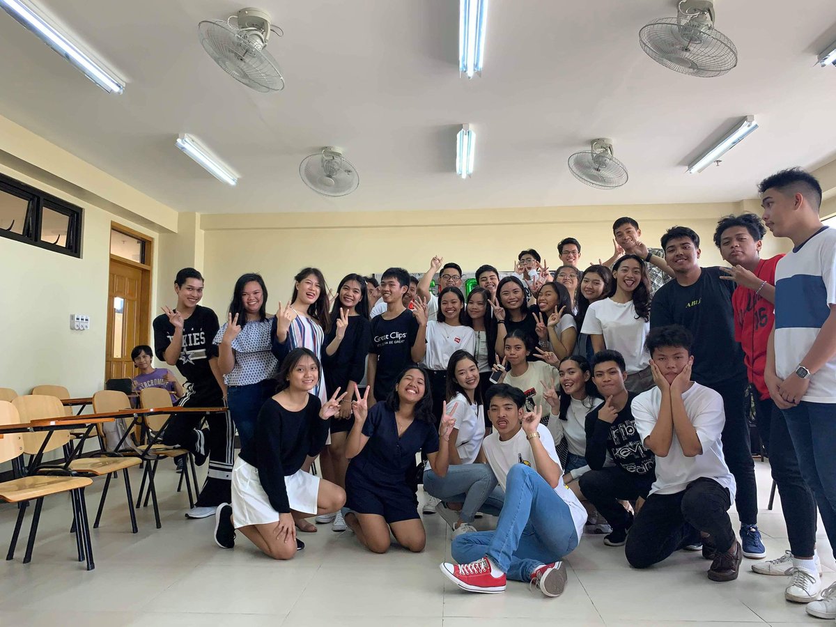 CedrickAlguzar's tweet photo. To the 3rd batch of ADNU SHS, Happy graduation!!! 🎓❤
#SHSGraduation
#ADNUSHS3rdBatch
#OneADNUSHS https://t.co/oSG9HwMROT