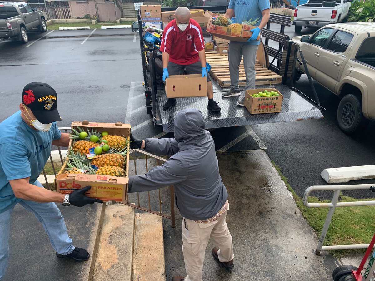 GoodNews Kona Beach Hotel donated more than 2,000 pounds of food to