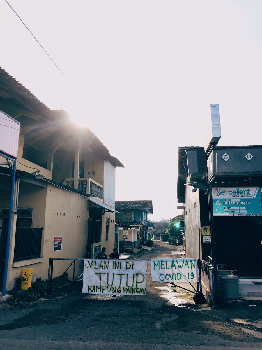 JogjaUpdate's tweet photo. Beberapa desa dan dusun di Paingan Maguwoharjo Sleman melakukan lockdown 
@aryoYK 
https://t.co/ghJjwIyTlu