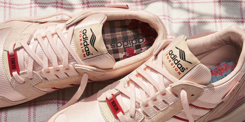 アディダス オリジナルス 足元も色づく 日本の春 花見 夜桜に着想を得たzx8000がadidas直営店 オンラインショップにて本日発売開始 T Co Biupeufixv アディダス オリジナルス 足元も色づく 日本の春 花見 夜桜に着想を得たzx8000がadidas直営店 オンラインショップにて本日発売開始 T Co Biupeufixv