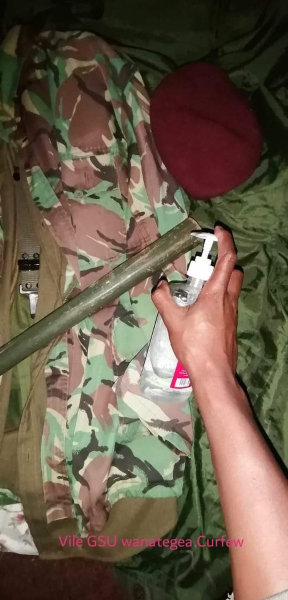 modric_hafid's tweet image. Tools of trade for police officers in kenya right now!
#policebrutalityke #PoliceBrutality #PoliceViolence #curfewinkenya #CurfewKenya 

This is hogwash &amp;amp; inhumane!The whole debacle defeats the objective of #CurfewKE in slowing down #covid_19Ke 

@IPOA_KE @MigunaMiguna @ItsMutai