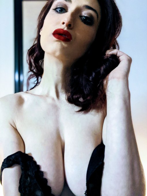 Stuck inside enjoying myself... What are you up to?  #twitterporn #boobs #tits #titties https://t.co<a href="/tag/titties"class="tags"><span>#titties</span></a><a href="/tag/boobs"class="tags"><span>#boobs</span></a><a href="/tag/tits"class="tags"><span>#tits</span></a><a href="/tag/twitterporn"class="tags"><span>#twitterporn</span></a>