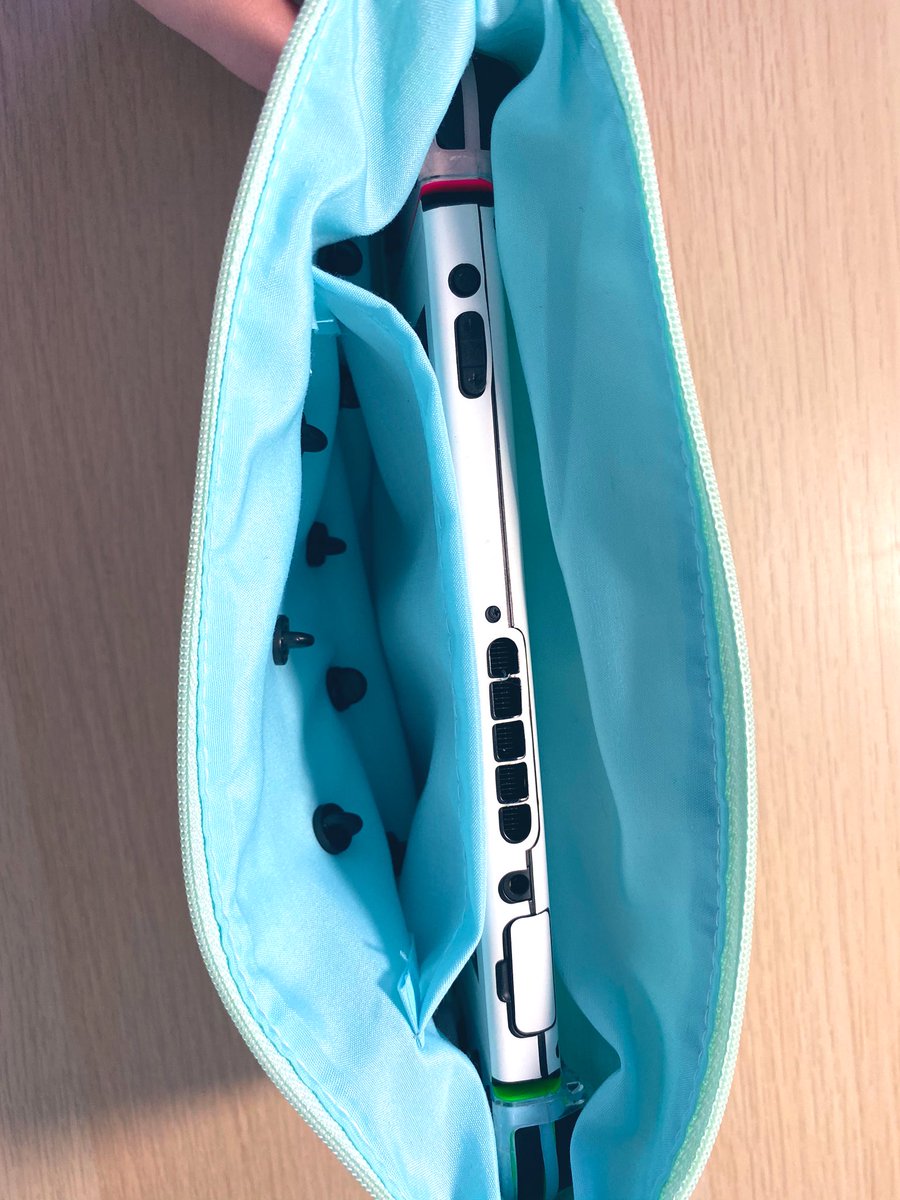 So I have one extra bag after shipping them all out so I want to host a give away for it! 

One bag and any 5 pins! 

Retweet for one entry, comment below with what 5 pins you would want for a extra entry 💕❗️

Must be following to win! Winner picked 4/19 💕