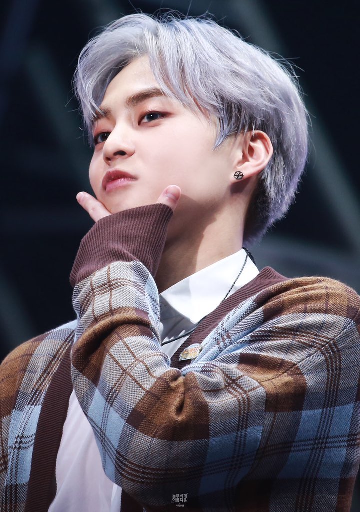  #XIUMIN  #EXO  #시우민  #엑소 #시우민_이유  #XIUMIN_YOU #시우민을_사랑하는_이유  #XIUMIN_always_you  #WeWillWaitForXiumin #WeWillWaitForMinseok @weareoneEXO  #AlwaysXIUweetTime 