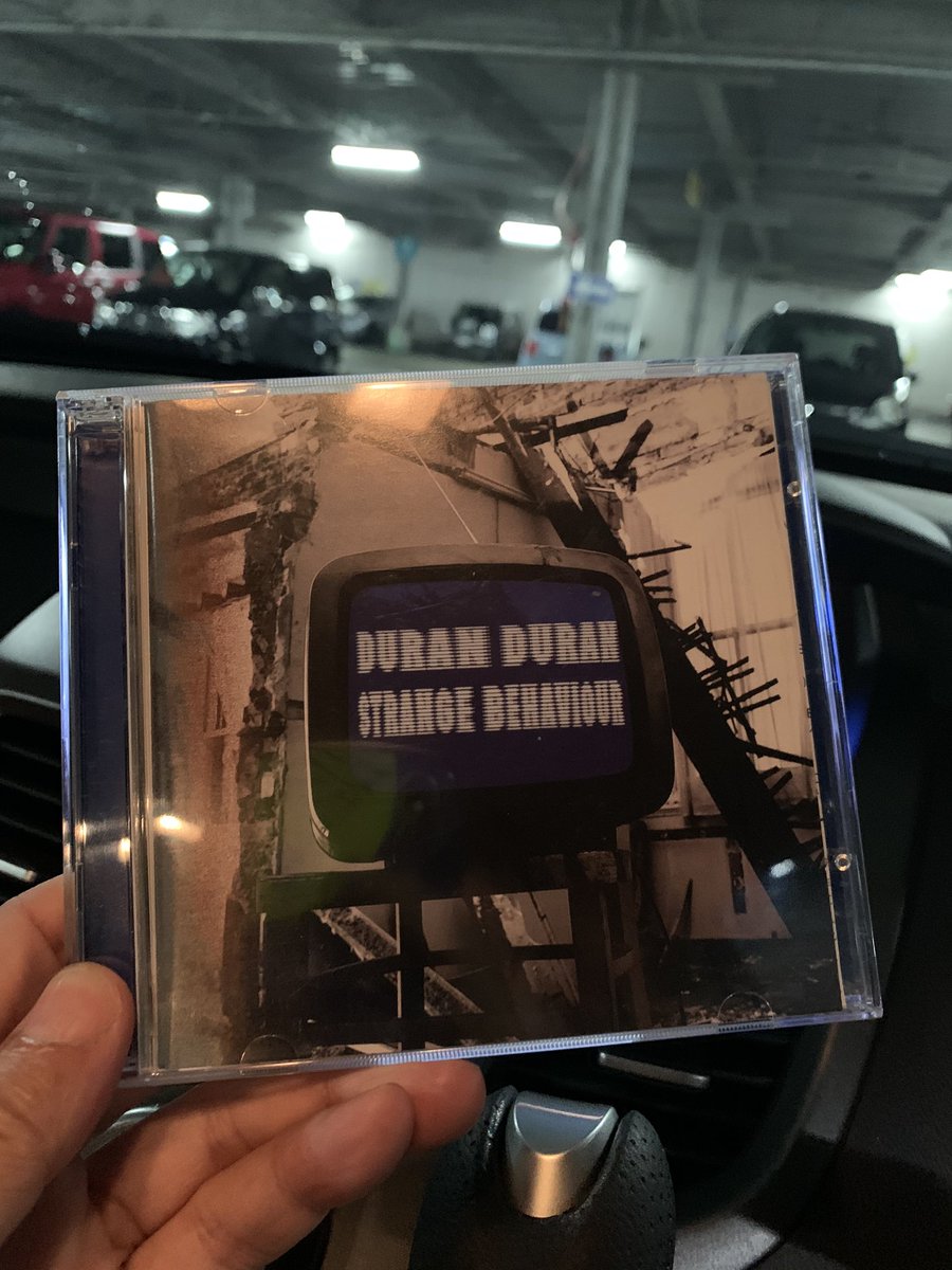 hamm_666's tweet image. 今日のBGM
#DuranDuran 
#STRANGEBEHAVIOUR 
不要不急の外出を控えて仕事に出ています😅