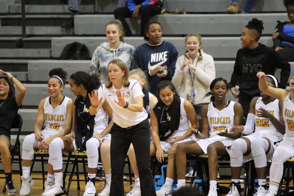 Challenge accepted! Once you are nominated you have 24 hours to respond or you donate $20 to local charity. You then nominate 4 coaches. You have to post a picture of you coaching. I nominate: <a href="/sarahgoose4/">Sarah Goolsby</a> <a href="/CDWillis75/">Chris Willis</a> <a href="/MsKuhn_RHHS/">Valeri Orloff</a> <a href="/Amy_LLewis/">Amy L Lewis</a>