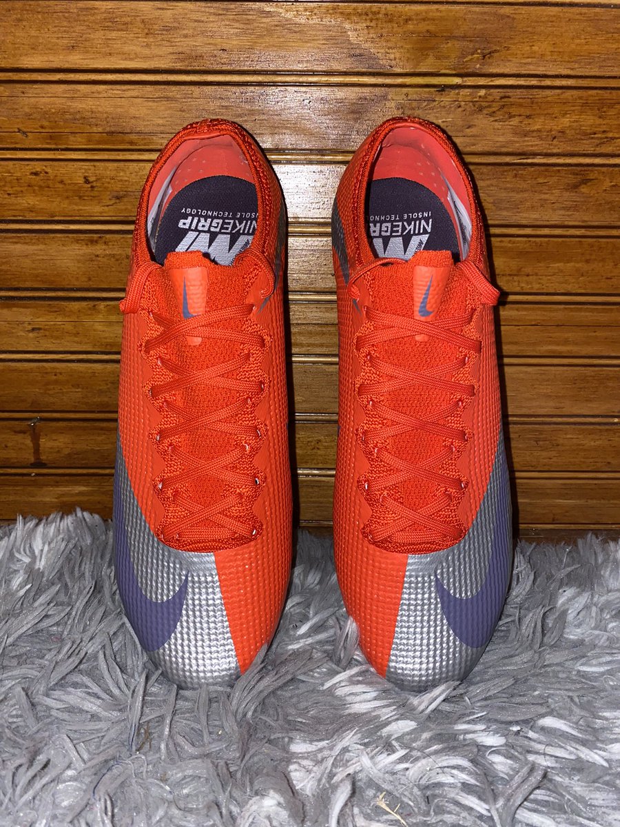 AGOL7's tweet photo. Mercurial Vapor โFuture DNAโ Edition #nike #niker@nikemercurialvapor @Nike โฝ๏ธโค๏ธ https://t.co/QxgyuAIg7V