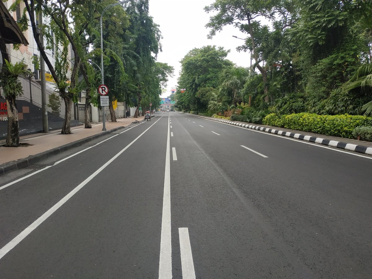 hanRI_73's tweet photo. @e100ss raya darmo ditutup kawan https://t.co/5OaSnuU3Hw