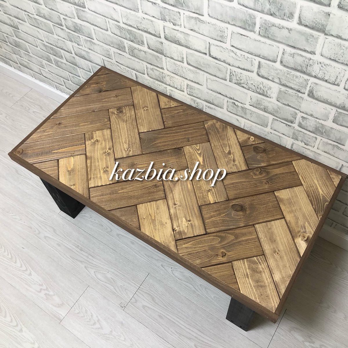 Interior工房kazbia ご注文のヘリンボーンテーブル 無事に納品準備完了しました 昨年の人気ランキング3位だった商品で今年も結構売れております ご購入の相談等はdmからお気軽にお寄せ下さい ヘリンボーンテーブル センター テーブル テーブルdiy