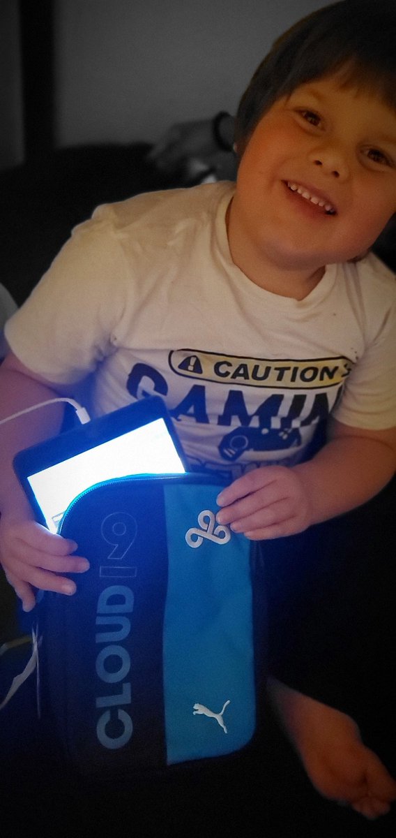 Mommamang0 Thx Cloud9 And Puma For The New Ipad Holder C9mang0 Lokraankiin