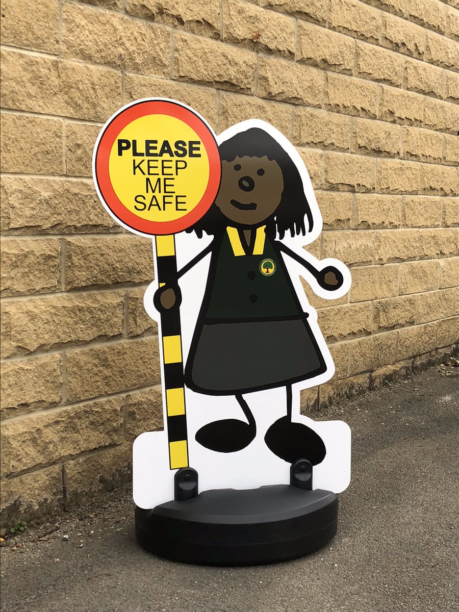 School_RdSafety's tweet photo. Yes it’s the weekend but PLEASE remember the #StayAtHome 
#SaveLives message
We can all go out for our daily #Walk #Jog or #Cycle from home or to go get the supplies we need but PLEASE DON’T GO OUT FOR #DayTrips to the #Seaside #Parks etc. #CoronaLockdown @Covid19 #coronavirus https://t.co/UzrBeE9mJu