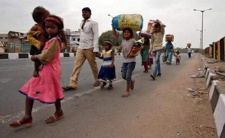 BhramitShah's tweet photo. Guess this might be the largest reverse migration since the Partition!

#IndiaDeservesBetter https://t.co/YYGNwBbiMz