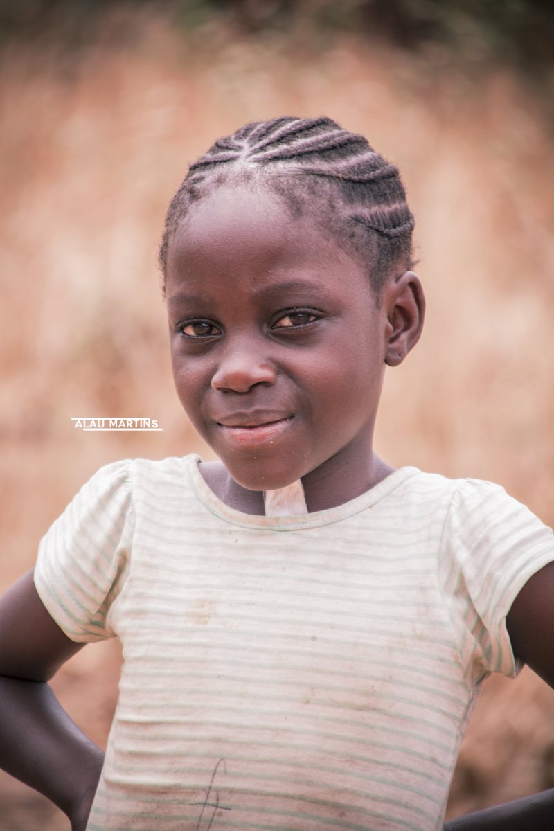 THE AFRICAN CHILD 

When you look into their eyes what do you see.

Give yourself an answer.

#africanjournalist #mynigerianstory #africanstory #africanlifestyle #nigerianchildren #documentarynow #docimentaryphotography #tourist #africantour #blackexistence #world_photography_hub