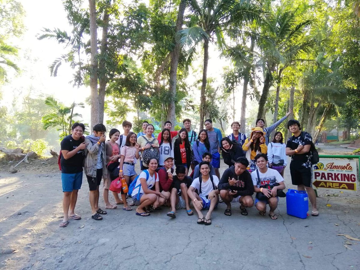 _jneautr's tweet photo. To SC17 of 2018 - 2019
May you find success in your future endeavour 💛
Happy “graduation”!
#SHSGraduation
#ADNUSHS3rdBatch
#ONEADNUSHS https://t.co/v2qPRdNAeA