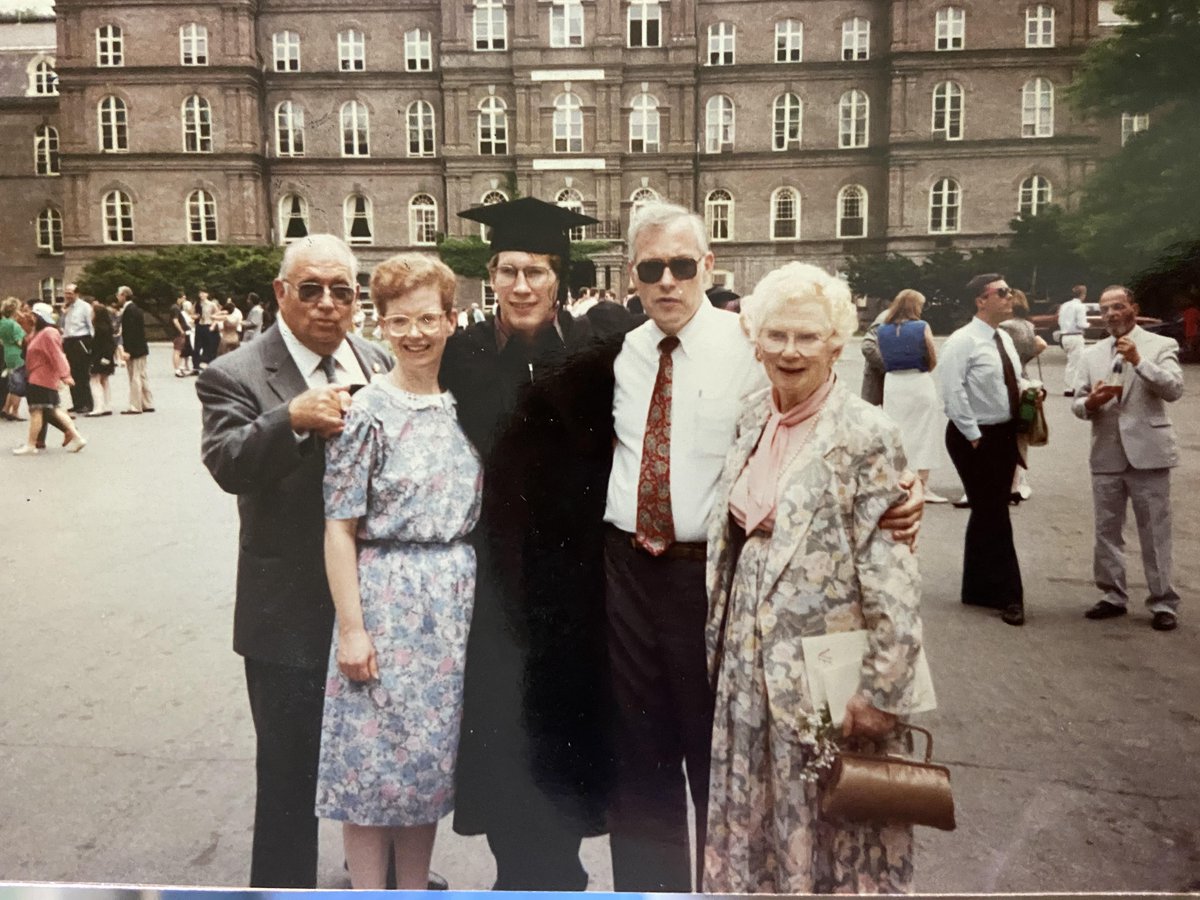 baynard's tweet photo. All well and good in Poughkeepsie, so far. Found this during the upheaval: me, my parents and grandparents VC main drive 1991, i <3 VC https://t.co/vUyjQM2edX