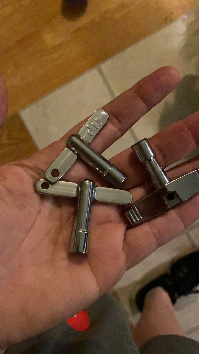 shirleyquinn77's tweet image. As a drummer spring (quarantine) cleaning is always interesting, especially when I find in a kitchen drawer where all those drum keys vanished off to 🤨 #drumlife #drummerproblems