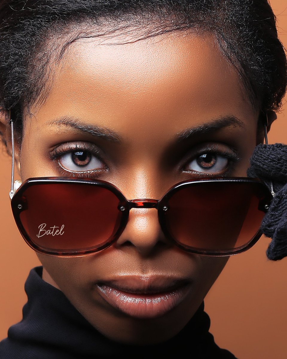 BatelStudioz's tweet photo. Close head shot for the amazing @iamqueenpeju (https://t.co/eN0HRQUr8T)

Photography by @BatelStudioz 🔥 https://t.co/9yrnCeN18h