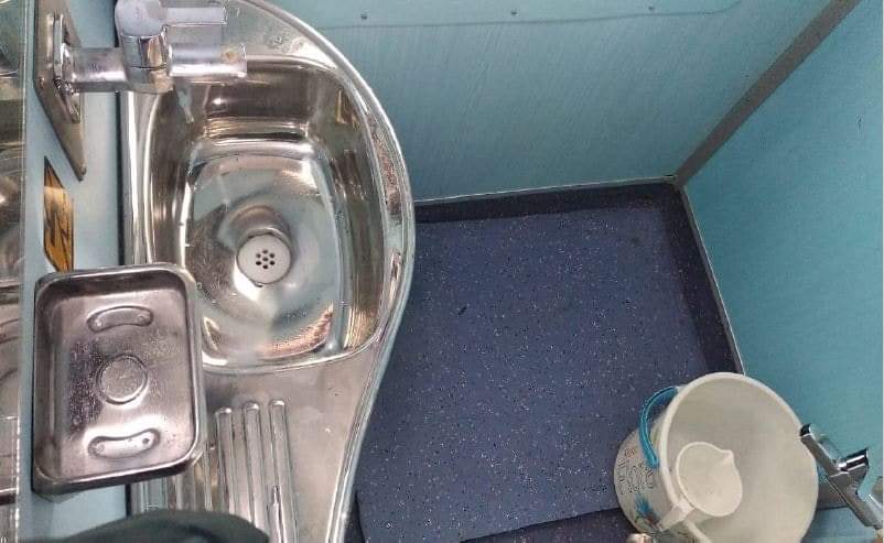 ChaitanyaAdvait's tweet image. Isolation coaches have been prepared by Indian Railway.

Way to go #IndianRailways &amp;amp; Government of India . 🙏👏 

 #PositiveTweets #positive #TogetherWeCan