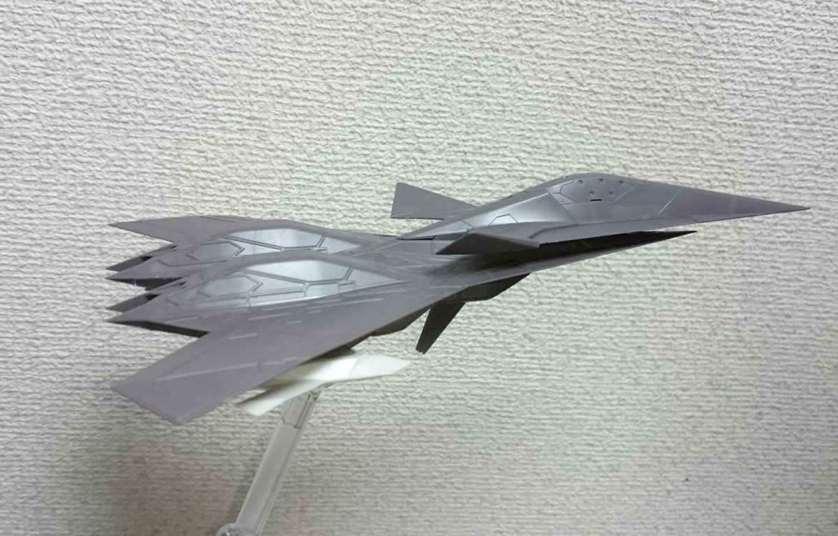 ソラノカケラ 空の欠片 コトブキヤのadf 11f レーベン 組み立て完了 40分程で作れちゃいました スケールは1 144ですが 72の大戦機と同じぐらいの大きさです 笑 さぁ塗装の準備だ