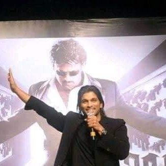 REBELIST2's tweet photo. Expecting 20 retweets from Bunny boys &amp; Prabhas dhf's
#17VictoriusYrsOfAlluArjun https://t.co/56KdeHFSaf
