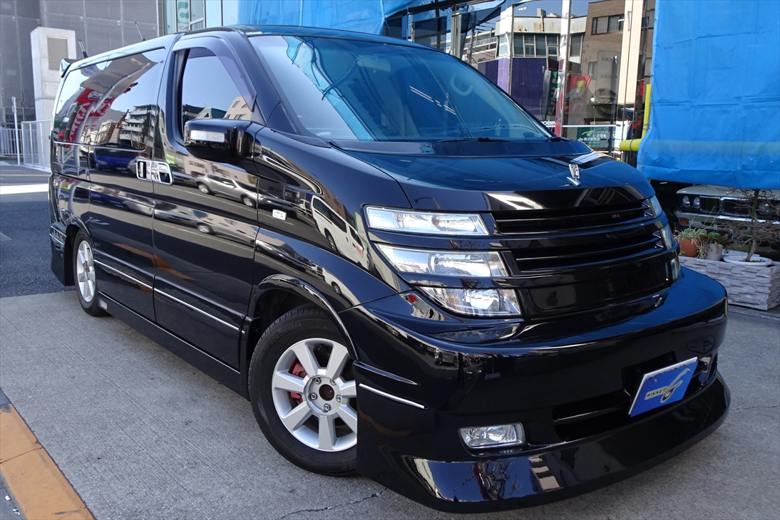 ファクトリーウィン 改造車 チューニングカー買取情報 エアサス公認のエルグランドを買取 改造車の買取から販売まで改造車専門のファクトリーウィン T Co Xtyzym1nei