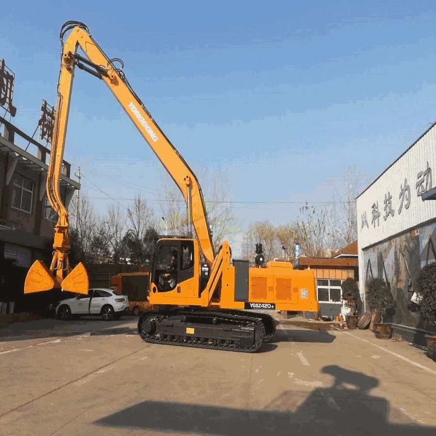 machinerytruck's tweet photo. 42 Ton Port Material #HandlingMachine YGSZ420-8
According to operation requirements, the function of electromagnetic chuck operation can be added.
https://t.co/DT78A4TYhU https://t.co/g55wUO0jdv