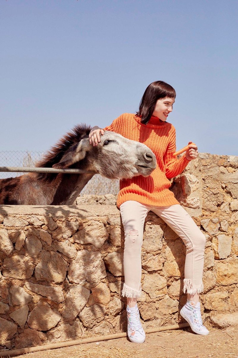 LindenStaub's tweet photo. @vladalachimova for @langyarns_official
#Empowered #LSWOMEN #ThisModelLife https://t.co/JE8ONQV6aJ