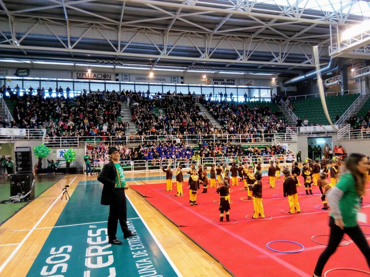 #GimnastradadeExtremadura Presentadores Gimnastrada 2016 😝😝