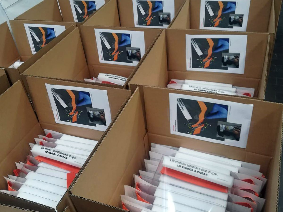 El #Covid_19 ha parado nuestro trabajo habitual. Pero no va a poder con nosotros. 💪
Hemos diseñado y producido 11.000 #pantallasprotectoras para la #gentequenoscuida en hospitales y centros de salud 👏 Ojalá nuestra aportación os ayude en la lucha. 🙏
#EsteVirusLoParamosJuntos