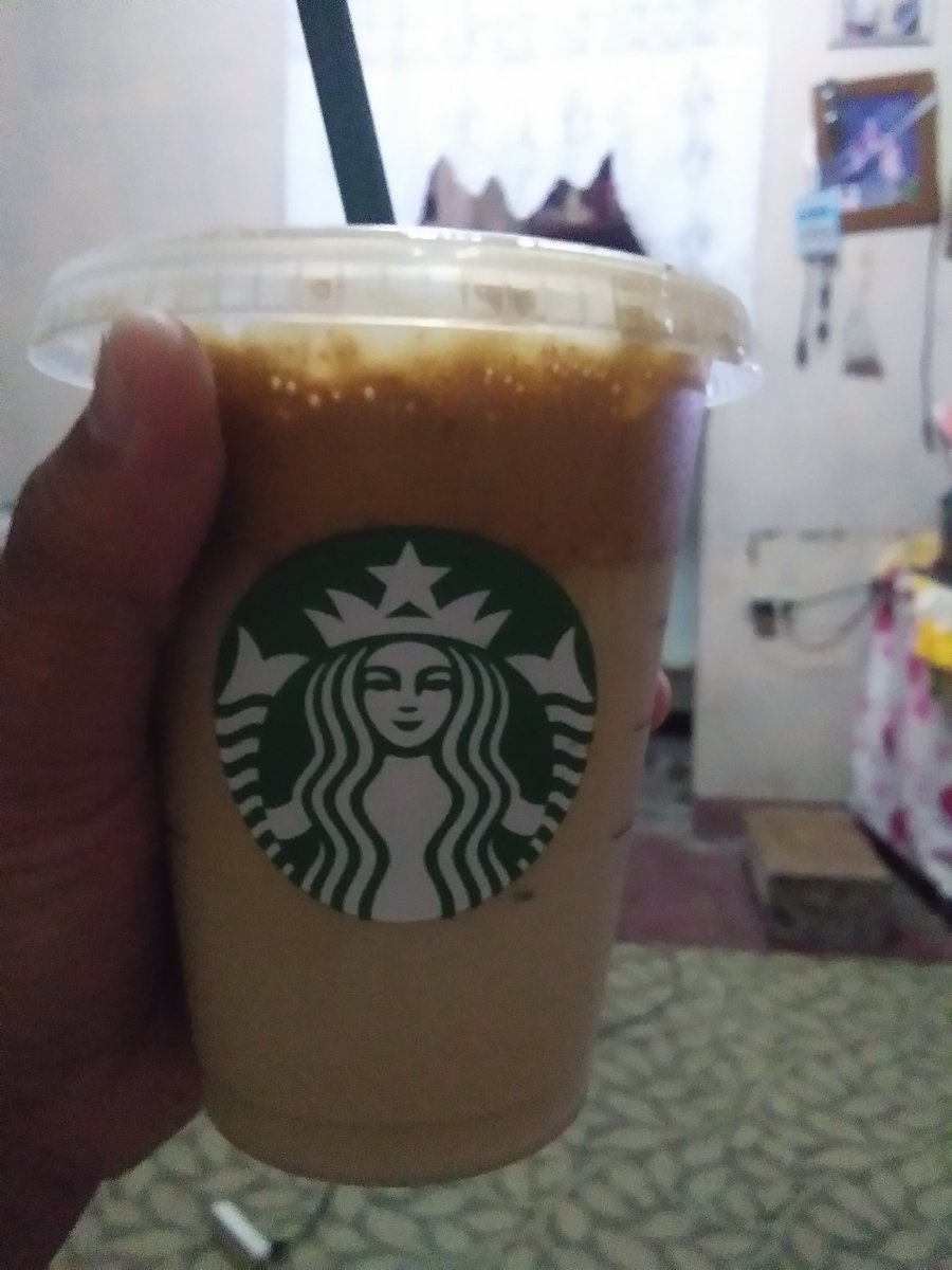 Heyheyericka's tweet image. My very own Dalgona Coffee using my @Starbucks Tumbler😊 #koreantrend #Koreancoffee