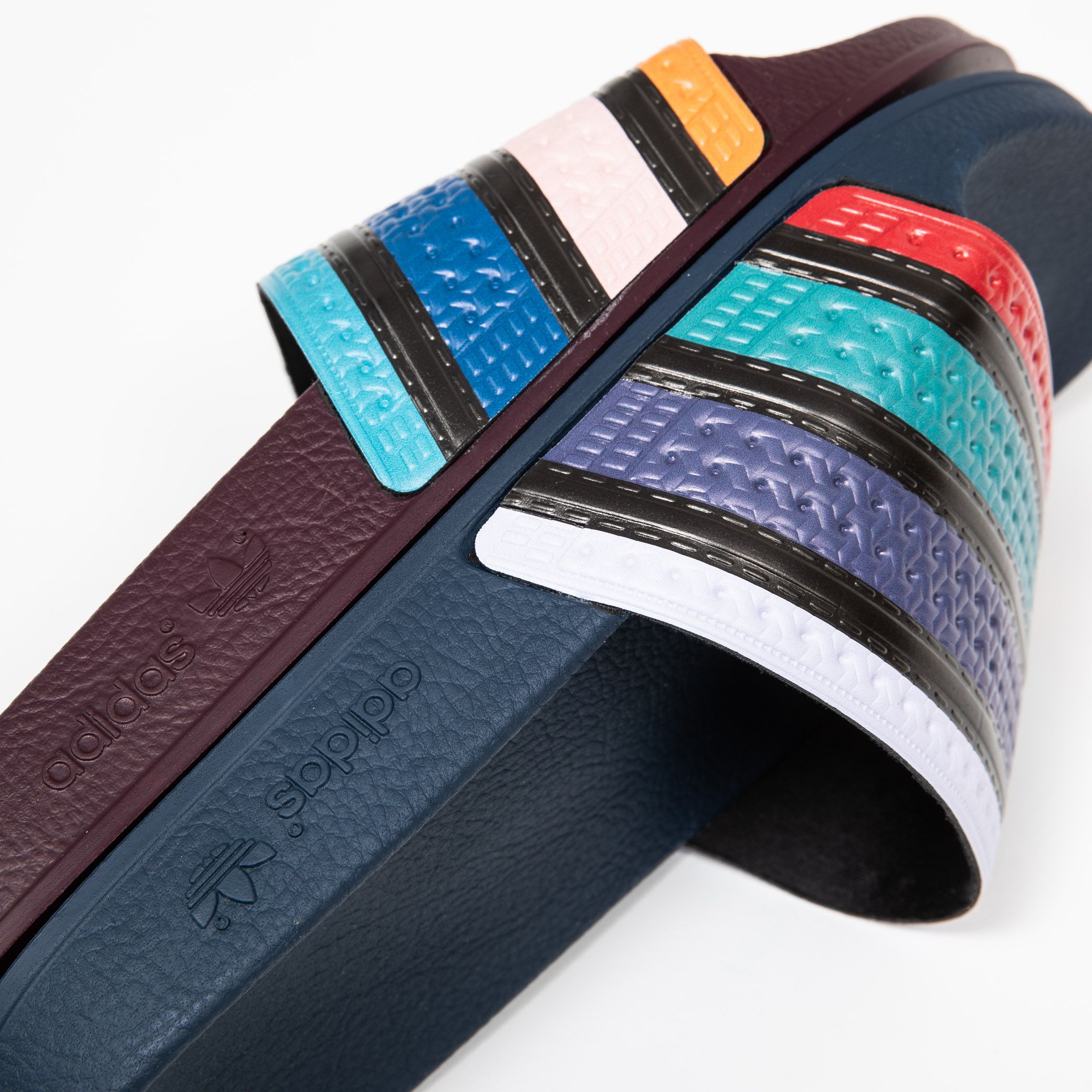 Adidas originals hotsell adilette ef5538