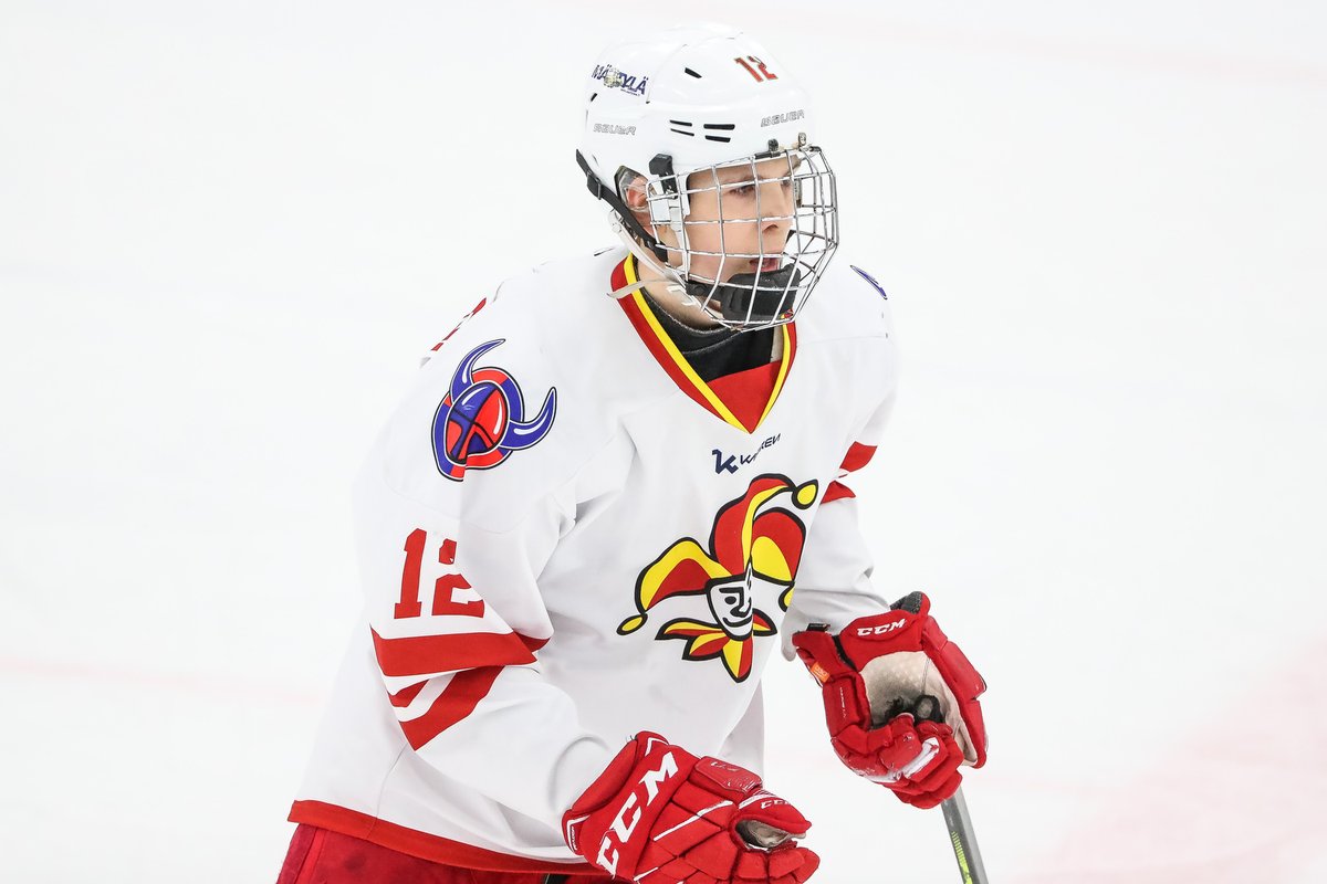 leijonat's tweet photo. C-nuorten SM-sarjan All Star -kenttä 2019–20 (2/2): ... Emil Järventie (Ilves), Aaron Hakala (Kärpät), Kasper Halttunen (Jokerit/JoVi). #kausipalkinnot #tähtikentät #CSMfi #Leijonat https://t.co/7hSDzBlHik