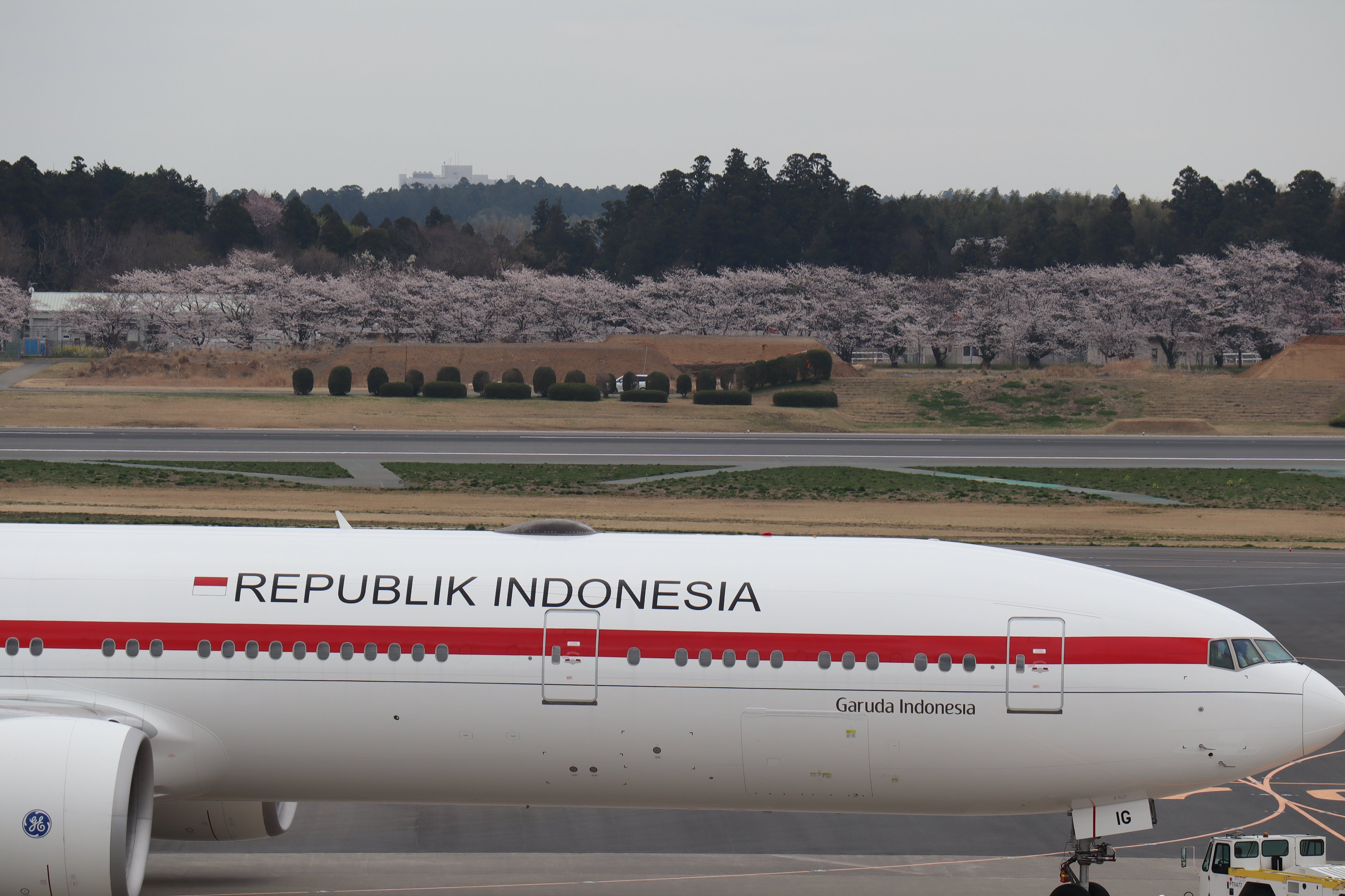 ガルーダ・インドネシア航空 Boeing 777-300 PK-GIJ 羽田空港