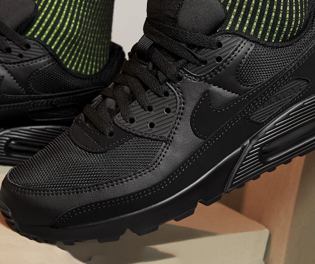 nike air max 90 recraft triple black