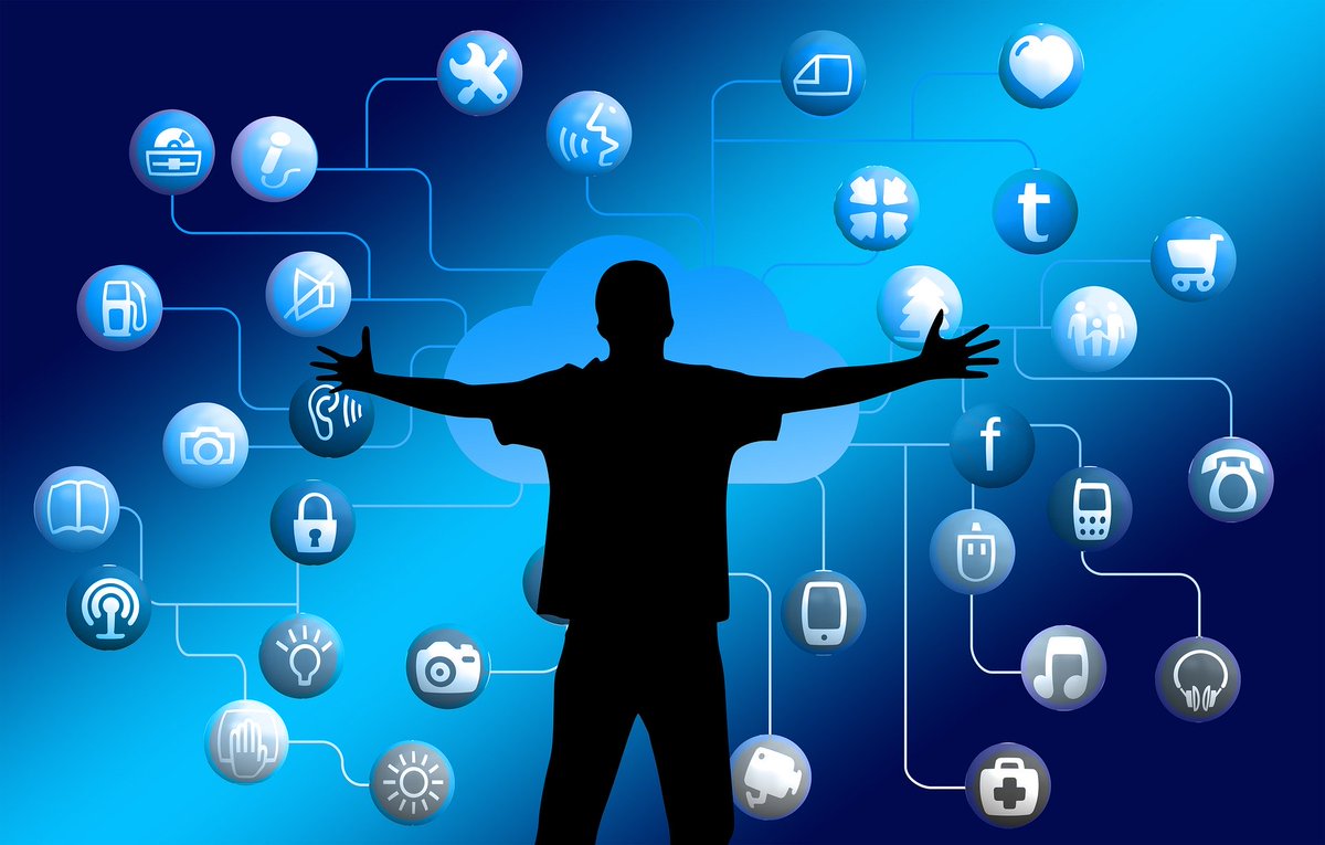 HSEHandS's tweet photo. Virtual training support - gain knowledge and skills whilst social distancing. Contact us info@hsetrainingltd.com to find out more #Training #socialdistancing https://t.co/UHQ8Y37FN7