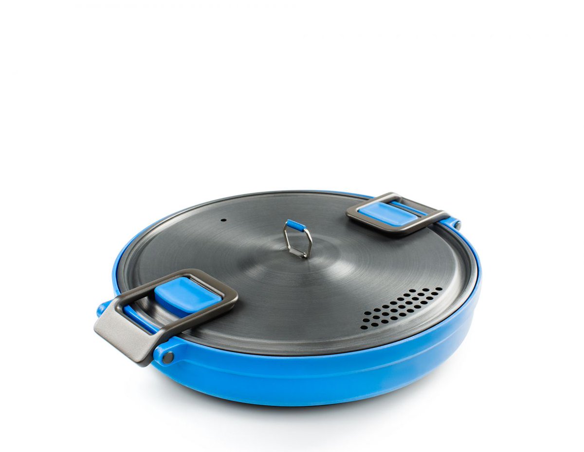 Monrechaud's tweet photo. Nouvelle popote optimisée avec répartiteur de chaleur pour une meilleure performance de chauffe et une diminution de la consommation d'énergie. https://t.co/MrapEq8EP6 https://t.co/hvgeANuIym