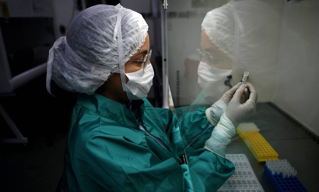 JornalOGlobo's tweet photo. Covid-19: cooperação entre Fiocruz e OMS no Brasil mobiliza 12 estados e promete acelerar definição de tratamento https://t.co/qYfxA7iFCT https://t.co/EbaKCFnJBd