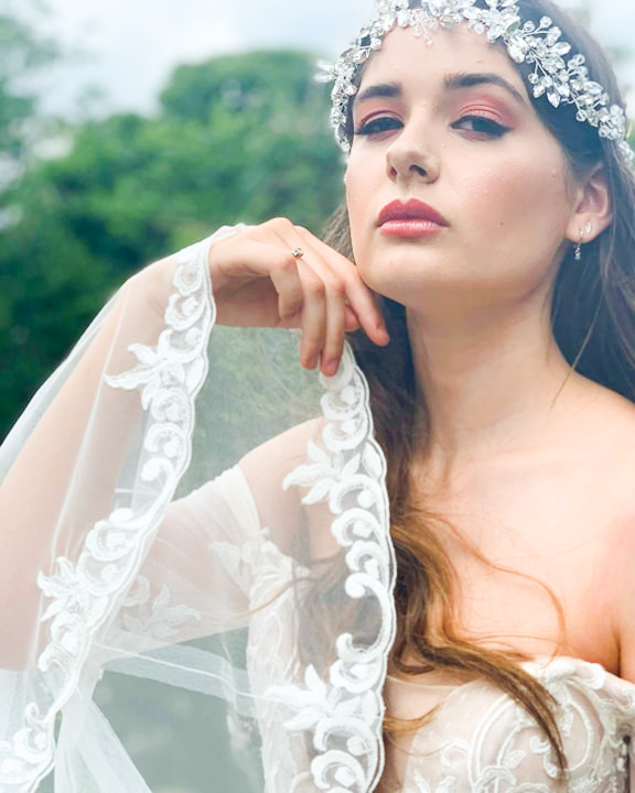 What's your bridal style?

Visit elite.gb.net/quiz and try our #quiz for size - you can mix and match to create your own stunning look!

There's also a very fun surprise at the end...

#YorkshireBride #YorkshireWedding #EliteBridalExperience