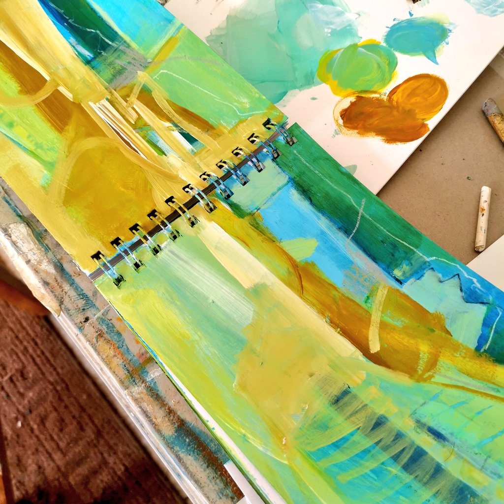 Daily Sketch #abstractart #abstractpainting #studioshot #artstudio #workingartist #artisimportant #painteveryday #ilovethisartstuff #contemporarypaintings #creativity #colourblocking #artist #StayAtHomeAndStaySafe #SaturdayThoughts